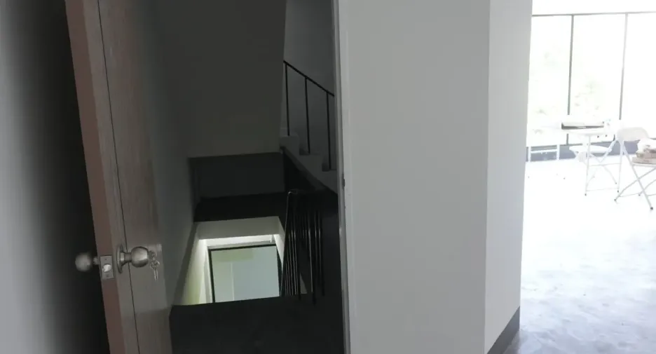 For rent そして for sale retail Space in Suan Luang, Bangkok
