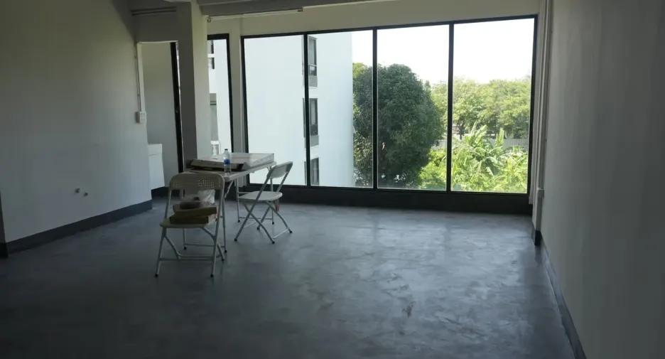 For rent そして for sale retail Space in Suan Luang, Bangkok