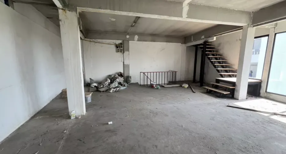 For sale retail Space in Suan Luang, Bangkok