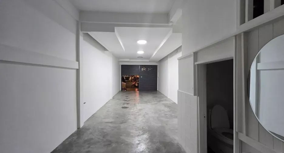 Local comercial en alquiler en Watthana, Bangkok