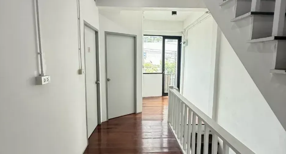 Local comercial en alquiler en Khlong Toei, Bangkok