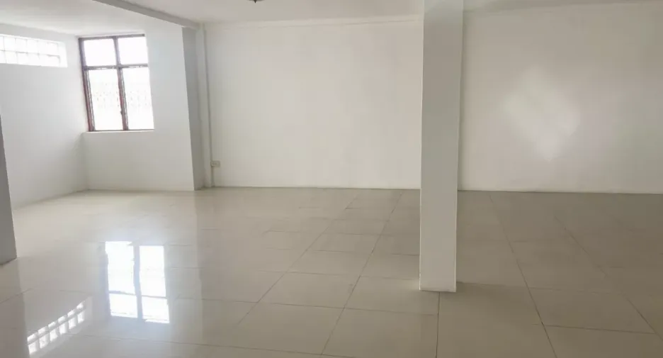For rent retail Space in Prawet, Bangkok