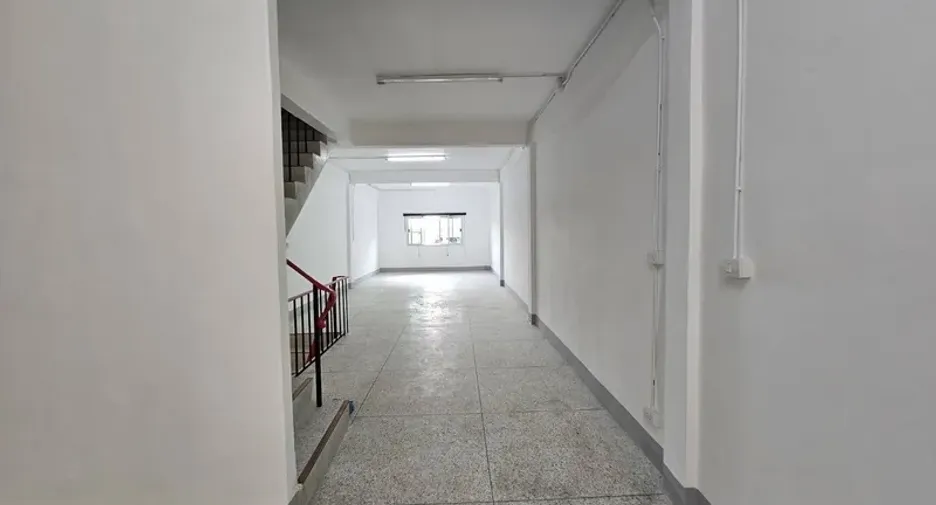 For rent 2 bedrooms retail Space in Bang Na, Bangkok