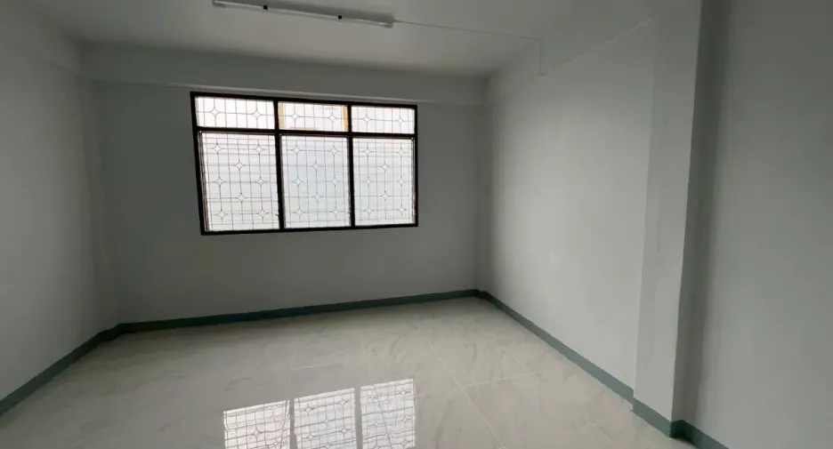 Local comercial en alquiler en Khlong Toei, Bangkok