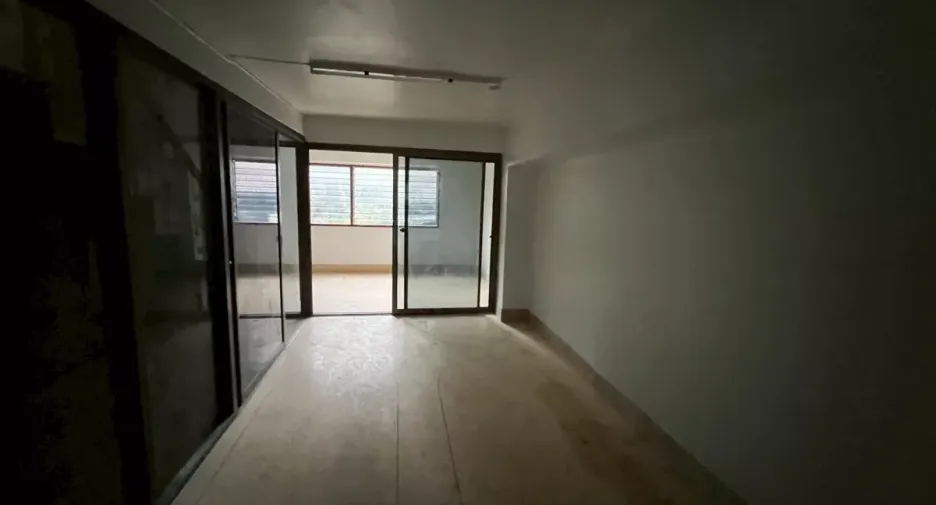 Local comercial en alquiler en Khlong Toei, Bangkok