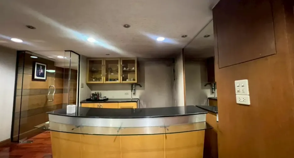 For rent retail Space in Bang Rak, Bangkok