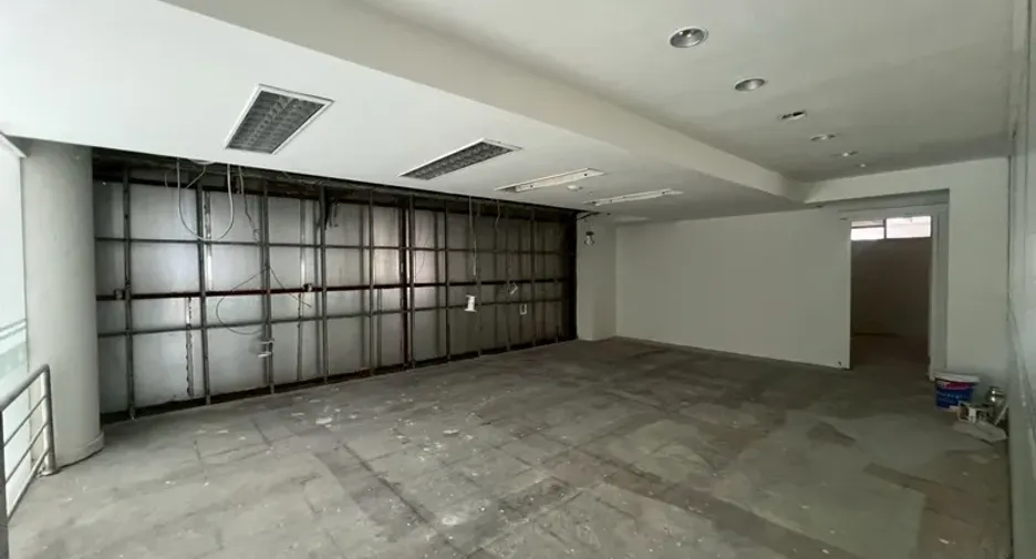 For rent retail Space in Khlong Toei, Bangkok