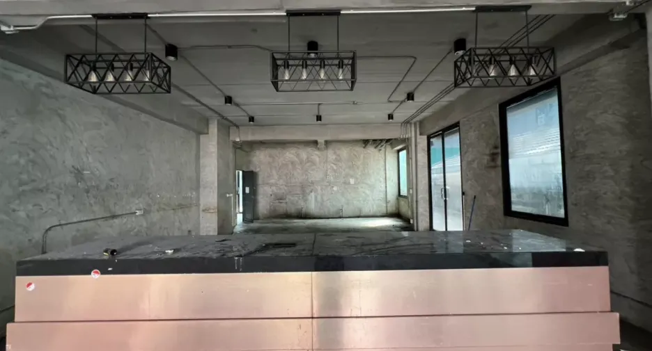 For rent retail Space in Din Daeng, Bangkok
