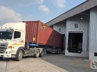 出租 仓库 在 Si Racha, Chon Buri