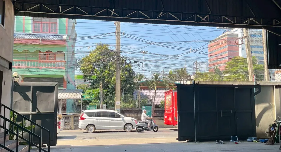For rent warehouse in Phra Pradaeng, Samut Prakan