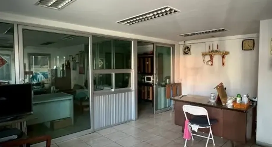 For rent warehouse in Phra Pradaeng, Samut Prakan