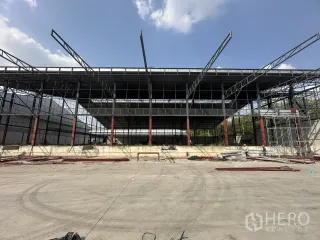 出租 仓库 在 Si Racha, Chon Buri
