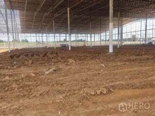 Almacén en alquiler en Si Racha, Chonburi