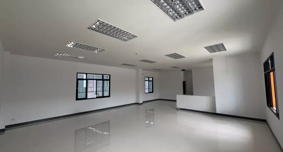For rent warehouse in Bang Pakong, Chachoengsao