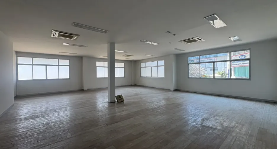 For rent warehouse in Lat Krabang, Bangkok