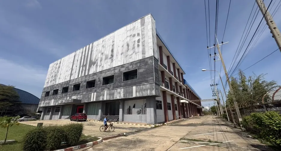 For rent warehouse in Lat Krabang, Bangkok
