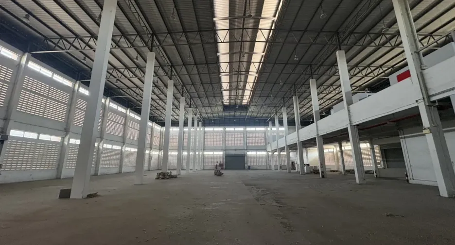 For rent warehouse in Lat Krabang, Bangkok
