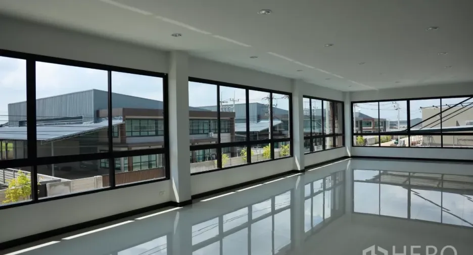 For rent and for sale warehouse in Bang Len, Nakhon Pathom