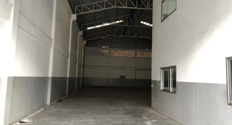 Аренда склад в Khlong Luang, Патумтани