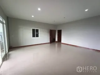 For rent and for sale warehouse in Mueang Samut Sakhon, Samut Sakhon