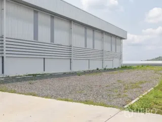出租 仓库 在 Si Racha, Chon Buri