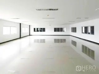 出租 仓库 在 Si Racha, Chon Buri