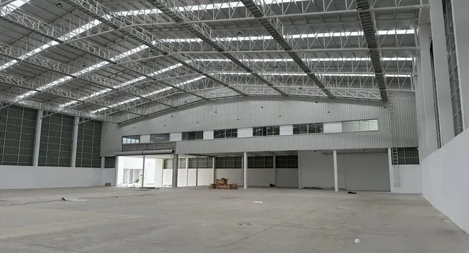 Almacén en alquiler en Khlong Luang, Pathum Thani