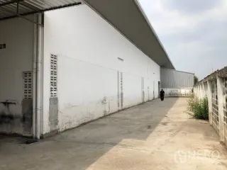 For rent warehouse in Bang Bua Thong, Nonthaburi