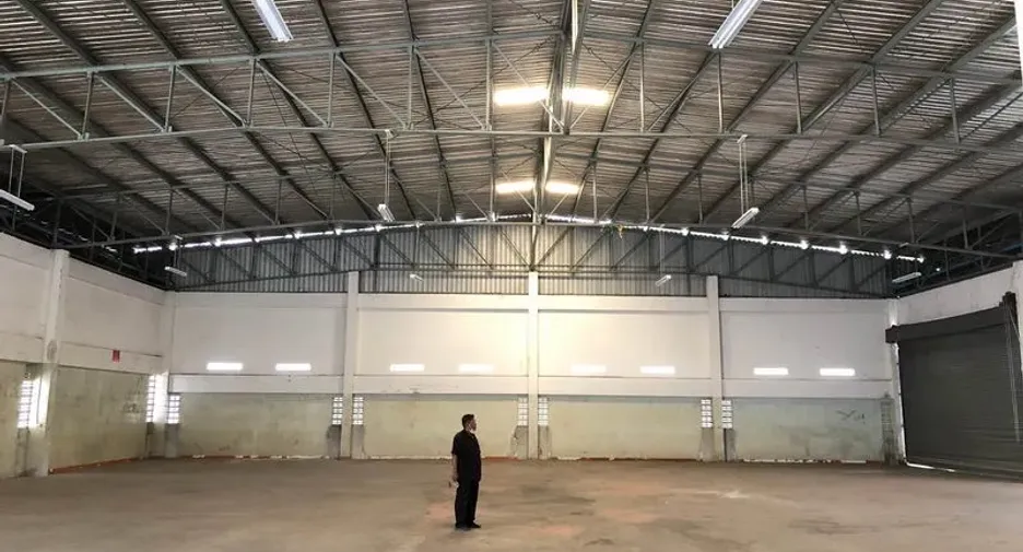 出租 仓库 在 Bang Bua Thong, Nonthaburi