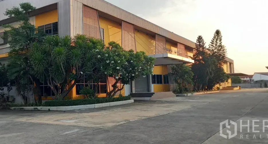 Almacén en venta en Krathum Baen, Samut Sakhon