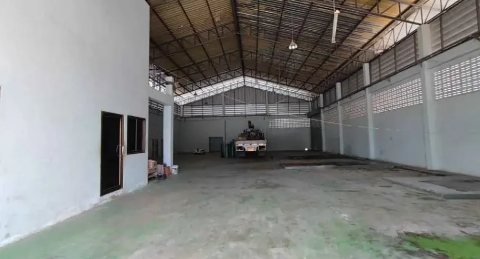 For rent warehouse in Mueang Chachoengsao, Chachoengsao