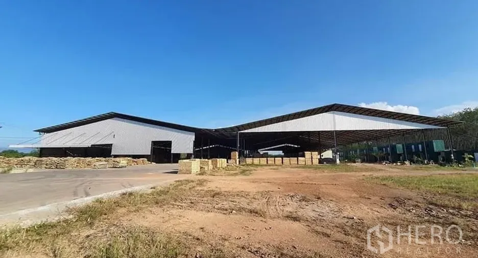 For sale warehouse in Wang Chan, Rayong