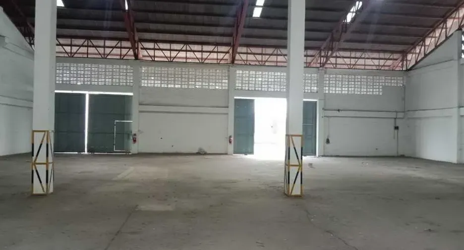 For rent warehouse in Phra Pradaeng, Samut Prakan