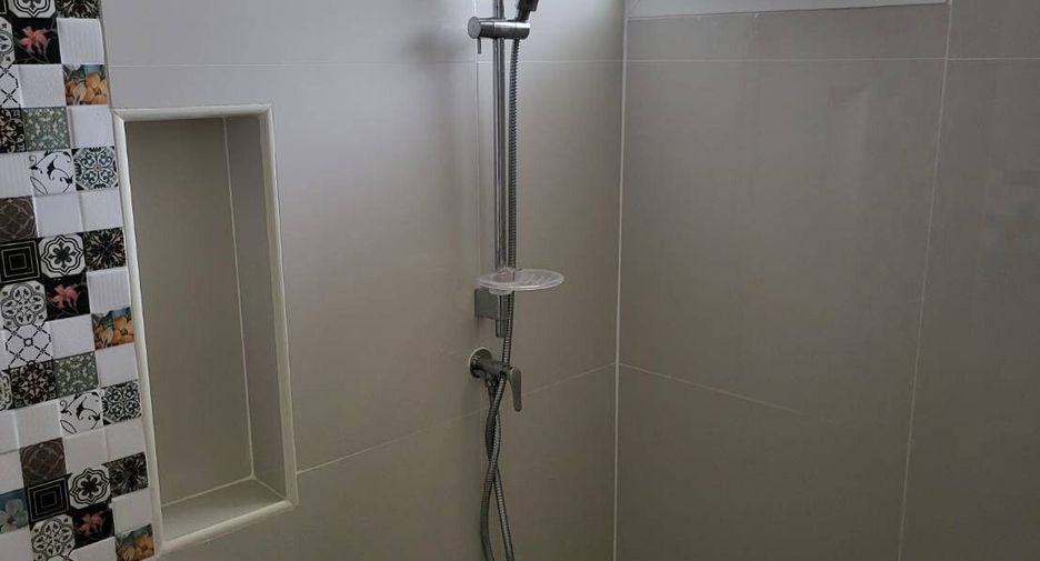 For sale and for rent 3 bedrooms townhouse in Prawet, Bangkok