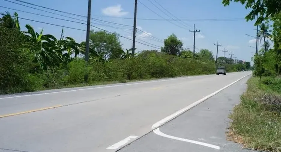 For rent warehouse in Lat Lum Kaeo, Pathum Thani