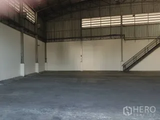 ให้เช่า โกดัง ใน ลาดหลุมแก้ว, ปทุมธานี