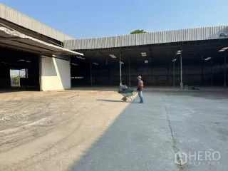 Lagerhaus zur Miete in Bang Phli, Samut Prakan