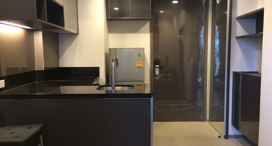 Condo en alquiler de estudio en Khlong San, Bangkok