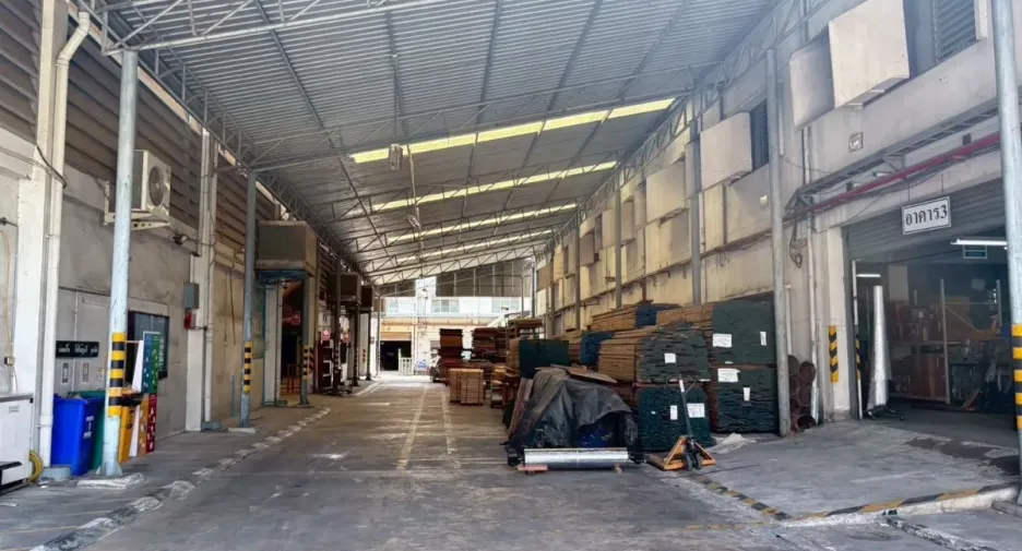 Lagerhaus zur Miete und zum Kauf in Bang Khun Thian, Bangkok