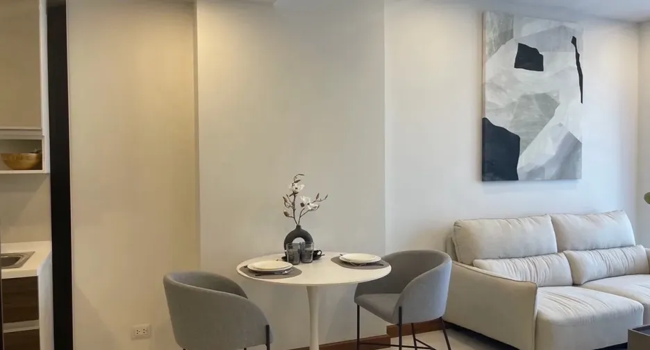 For rent 1 bed condo in Khlong San, Bangkok