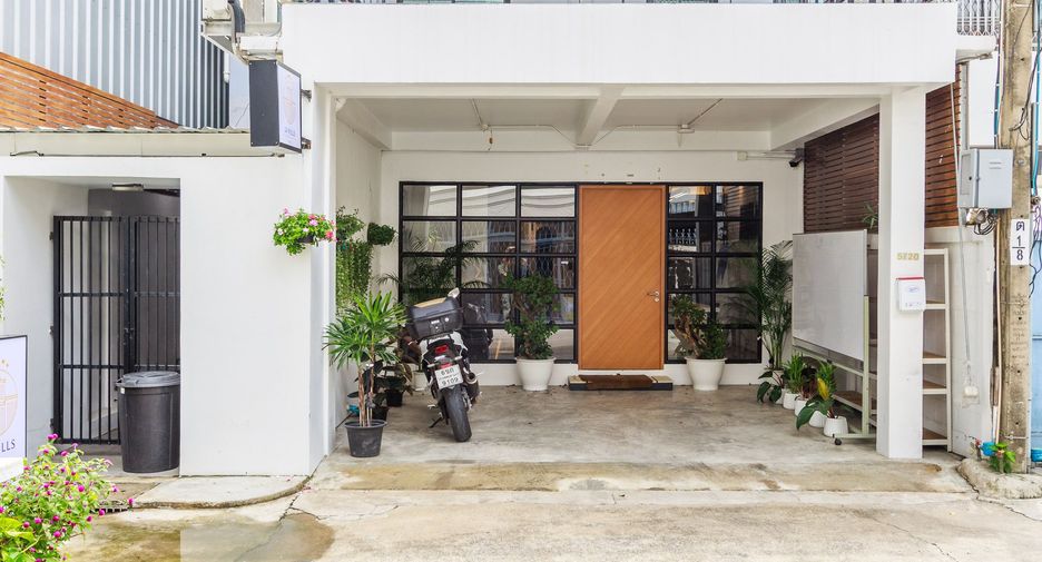 Hotel zum Kauf mit 10 Zimmer in Sathon, Bangkok