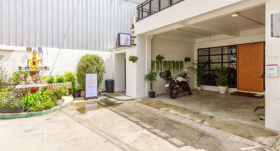 Hotel zum Kauf mit 10 Zimmer in Sathon, Bangkok