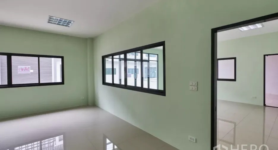 出租 仓库 在 Mueang Samut Sakhon, Samut Sakhon