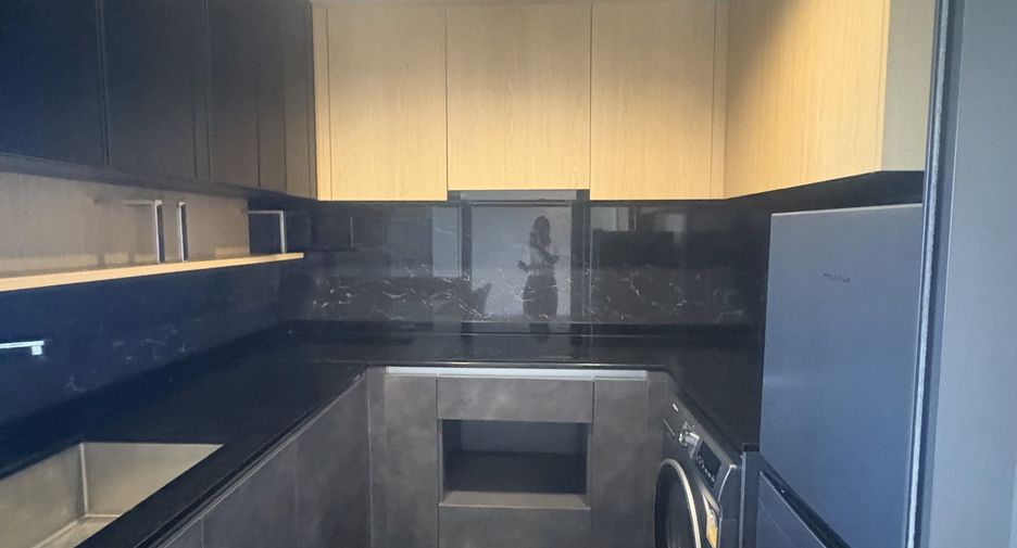 For sale 3 bedrooms condo in Chatuchak, Bangkok