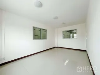 Lagerhaus zur Miete in Mueang Samut Sakhon, Samut Sakhon