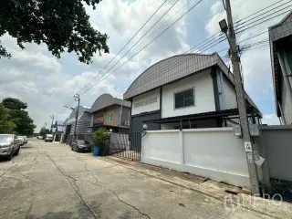 For rent warehouse in Bang Bua Thong, Nonthaburi