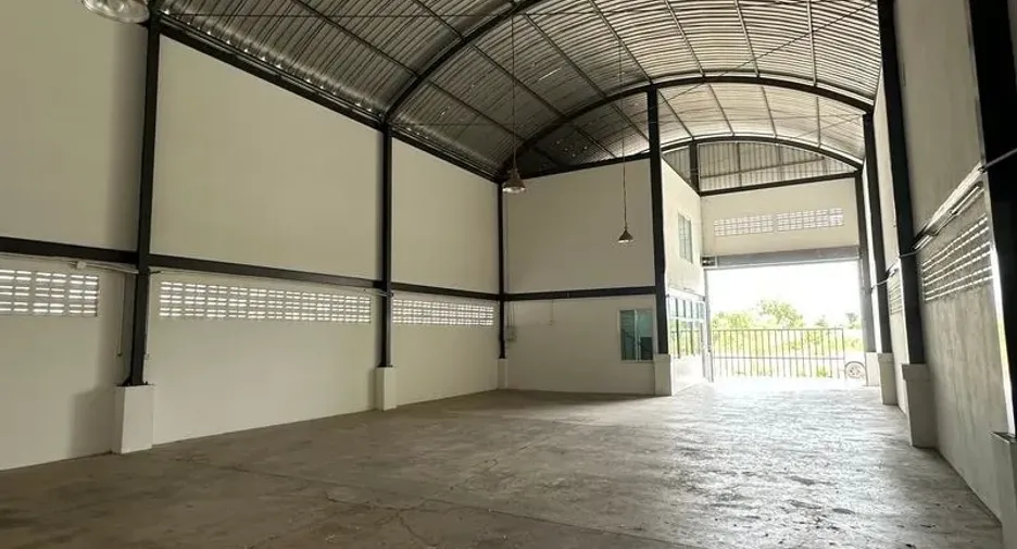 For rent warehouse in Bang Bua Thong, Nonthaburi