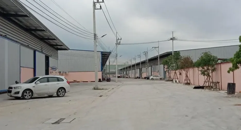 Almacén en alquiler en Ban Phaeo, Samut Sakhon