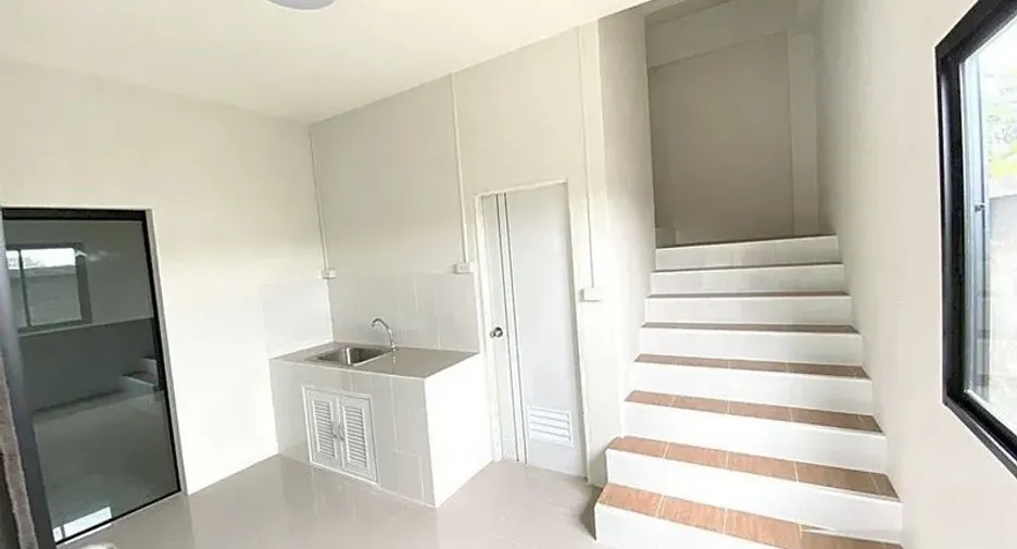 For rent 2 bedrooms warehouse in Bang Bua Thong, Nonthaburi