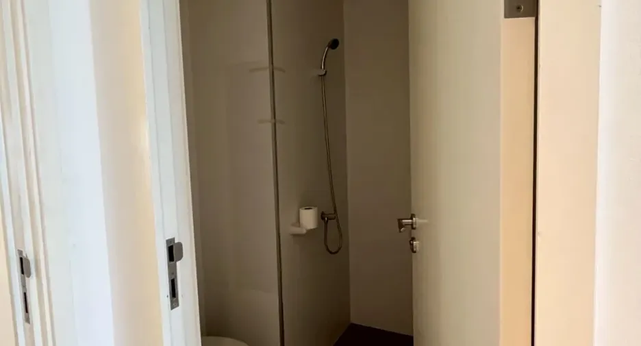 For rent 3 bedrooms condo in Pathum Wan, Bangkok